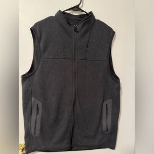 Arc’teryx covert fleece vest size xl